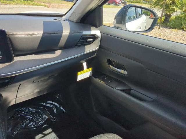 new 2025 Nissan Kicks car