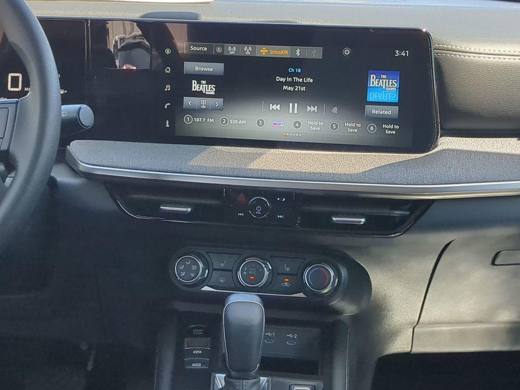 new 2025 Nissan Kicks car, priced at $27,851