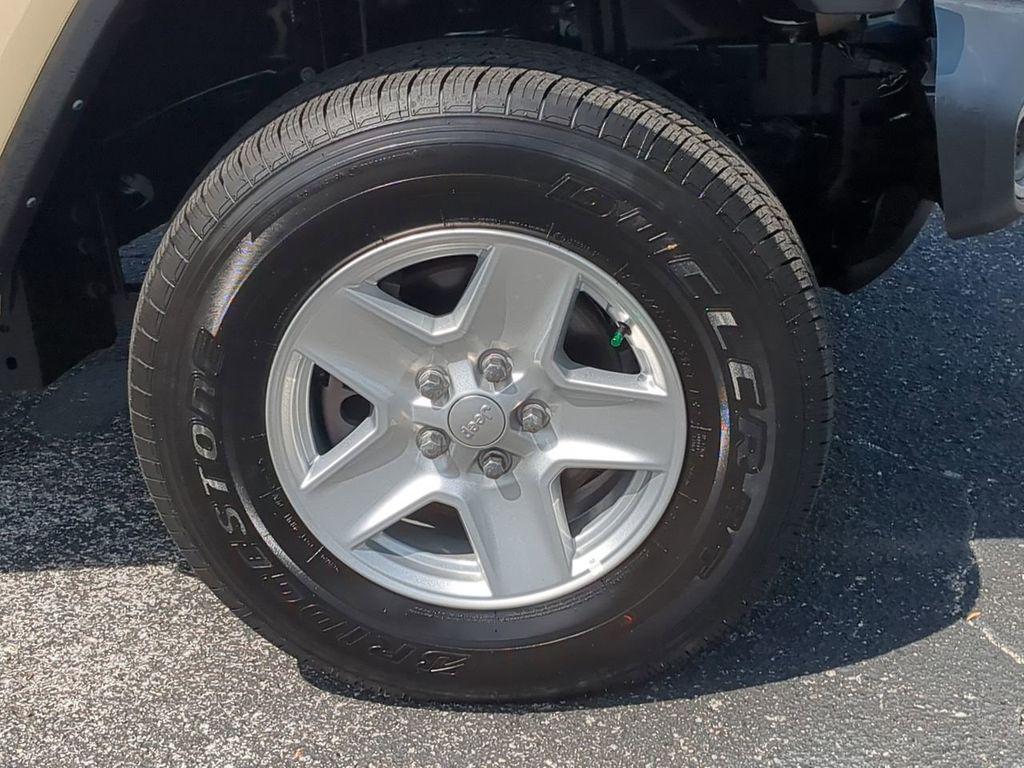 used 2022 Jeep Gladiator car, priced at $32,988