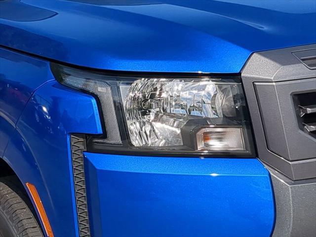 new 2025 Nissan Frontier car