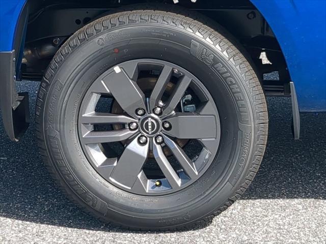 new 2025 Nissan Frontier car