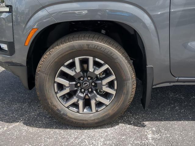 new 2025 Nissan Frontier car