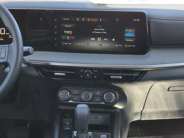new 2025 Nissan Kicks car, priced at $25,468