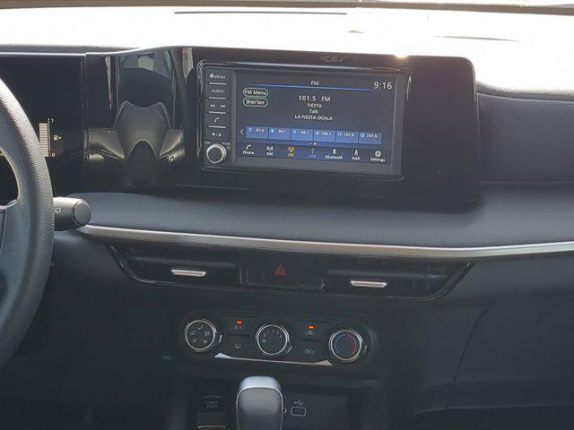 new 2025 Nissan Kicks car, priced at $23,253