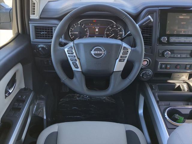 new 2024 Nissan Titan car