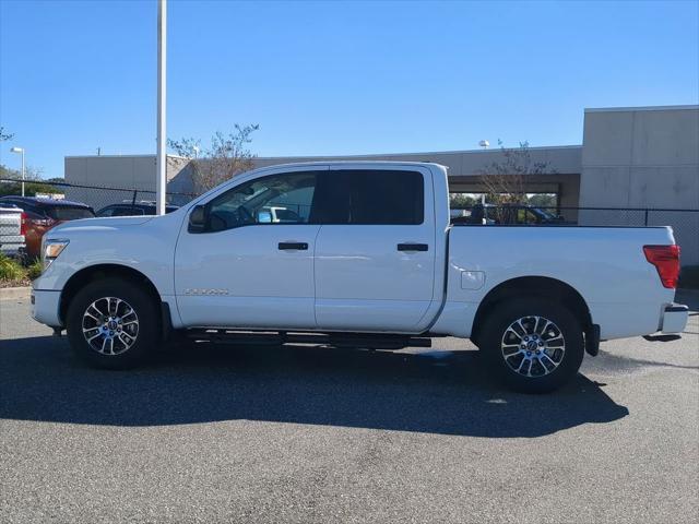 new 2024 Nissan Titan car