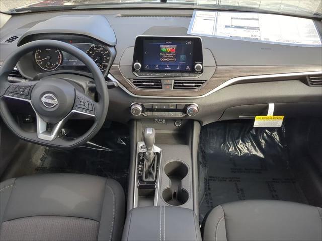 new 2025 Nissan Altima car