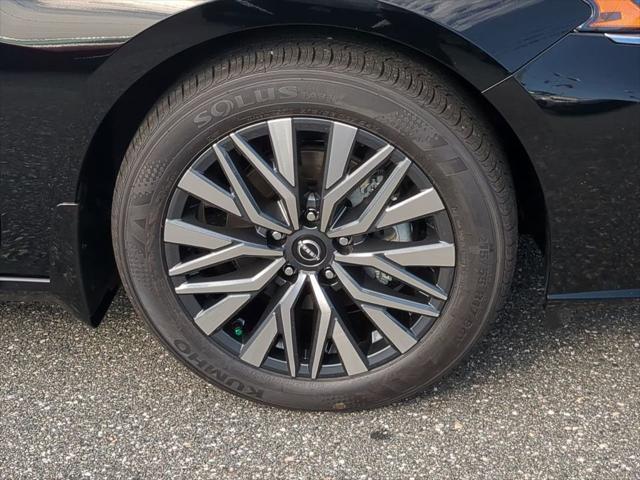new 2025 Nissan Altima car