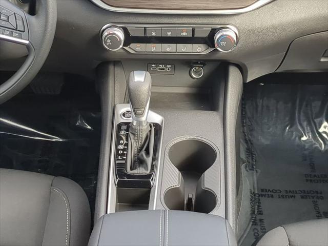 new 2025 Nissan Altima car