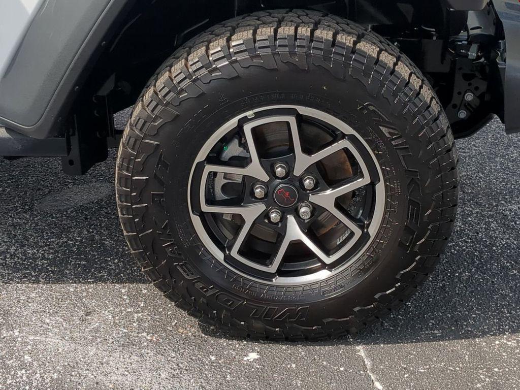 used 2025 Jeep Gladiator car, priced at $49,988