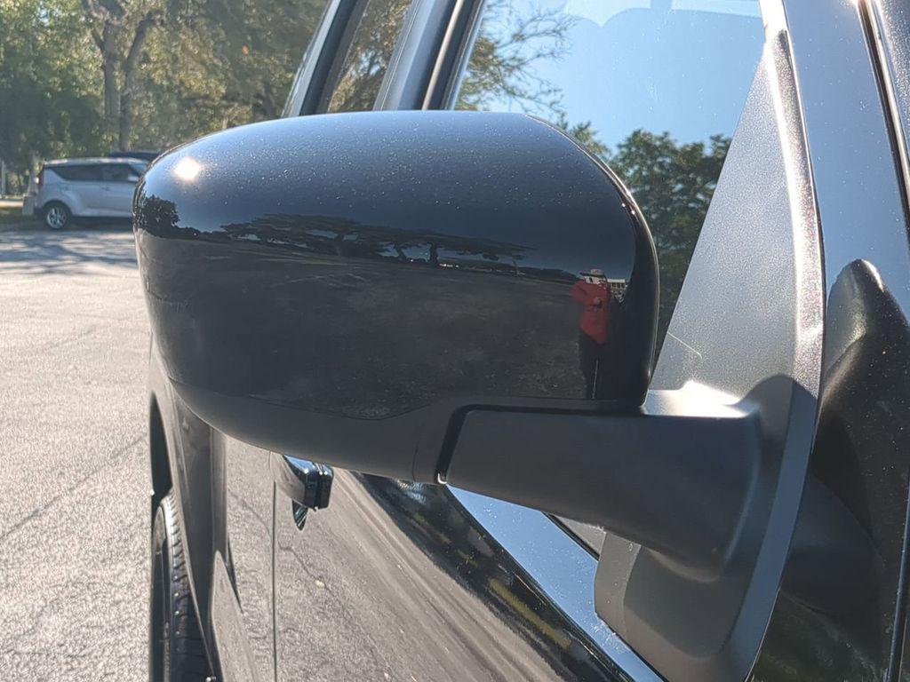 new 2026 Nissan Frontier car, priced at $40,691