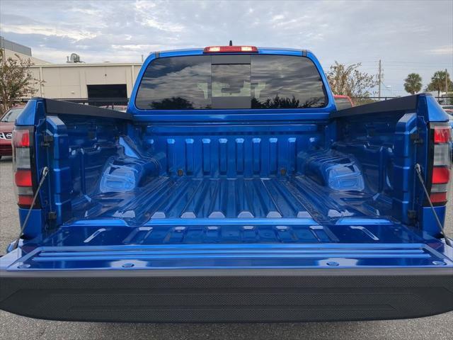 new 2025 Nissan Frontier car