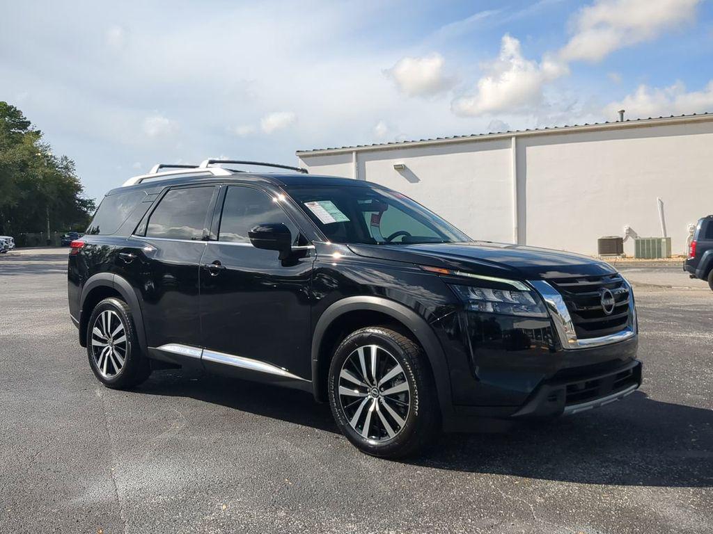 used 2025 Nissan Pathfinder car, priced at $44,588