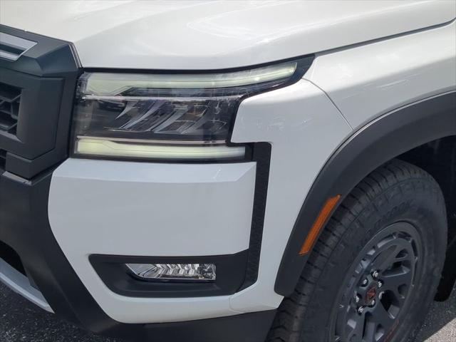 new 2025 Nissan Frontier car