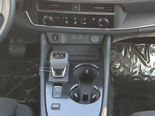 new 2025 Nissan Rogue car