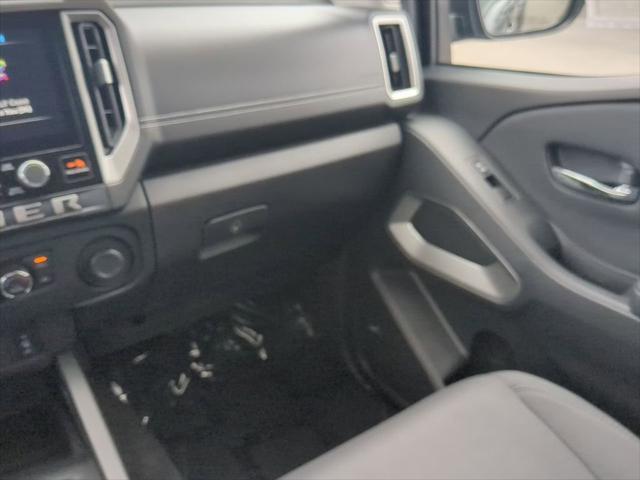 new 2025 Nissan Frontier car
