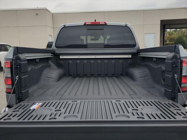 new 2025 Nissan Frontier car