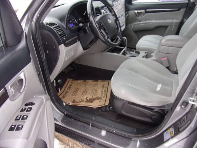 used 2009 Hyundai Santa Fe car, priced at $4,000