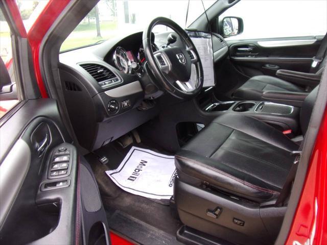used 2016 Dodge Grand Caravan car, priced at $11,000