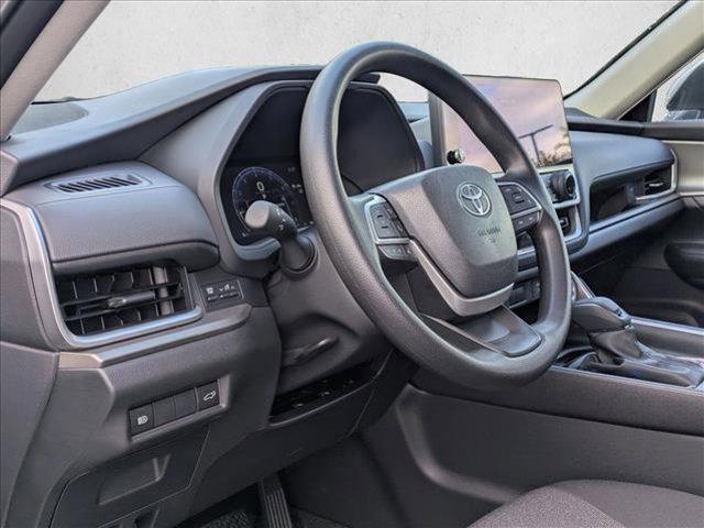 new 2026 Toyota Highlander car, priced at $44,228