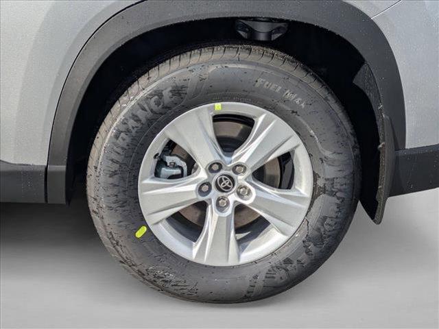 new 2026 Toyota Highlander car, priced at $44,228