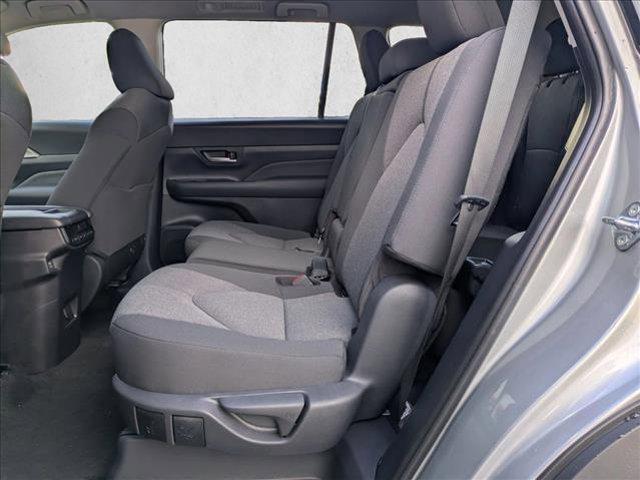 new 2026 Toyota Highlander car, priced at $44,228