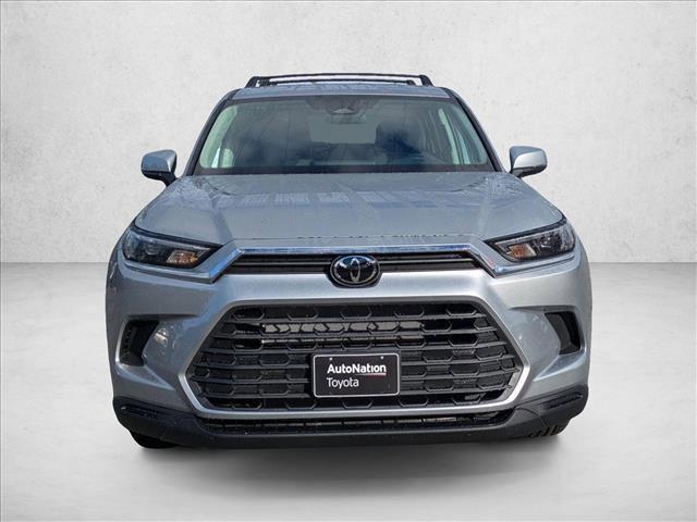 new 2026 Toyota Highlander car, priced at $44,228