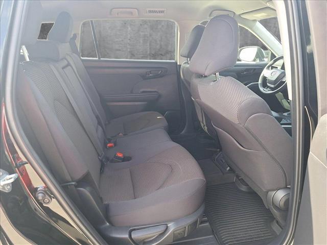 used 2024 Toyota Highlander car, priced at $41,495