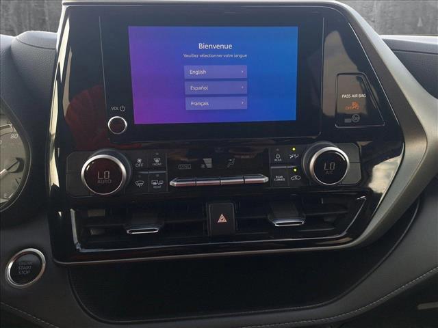 used 2024 Toyota Highlander car, priced at $43,684