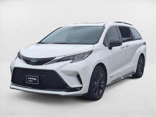 used 2021 Toyota Sienna car, priced at $39,994