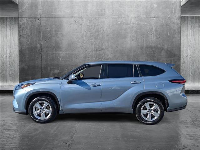 used 2024 Toyota Highlander car, priced at $37,449