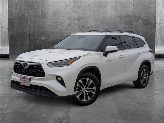 used 2021 Toyota Highlander Hybrid car, priced at $29,495