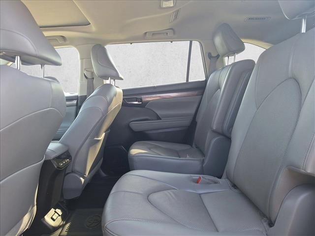 used 2023 Toyota Highlander car, priced at $39,993