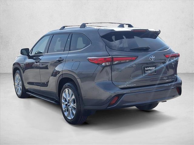 used 2023 Toyota Highlander car, priced at $39,993