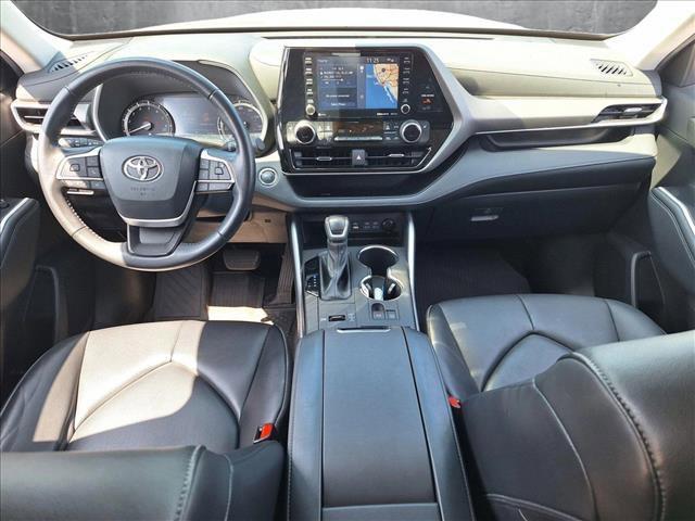 used 2022 Toyota Highlander car, priced at $37,992