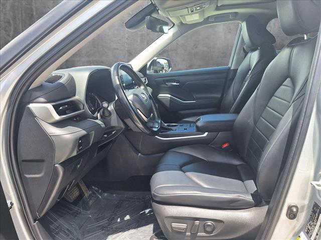 used 2022 Toyota Highlander car, priced at $36,443