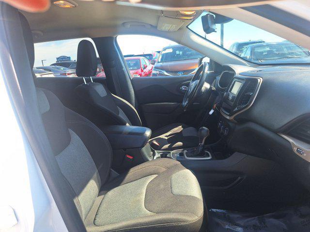 used 2015 Jeep Cherokee car, priced at $8,995