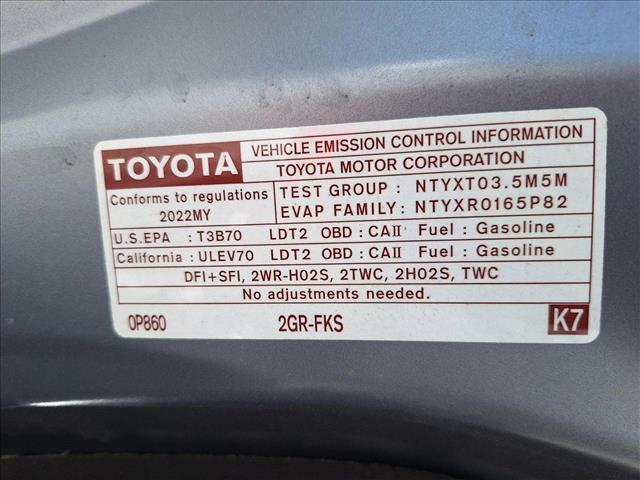 used 2022 Toyota Highlander car, priced at $31,993