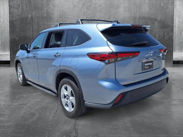 used 2022 Toyota Highlander car, priced at $31,993