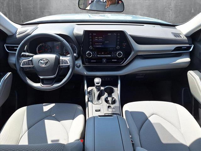 used 2022 Toyota Highlander car, priced at $31,993