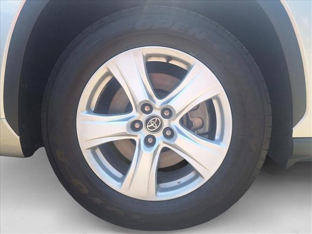 used 2020 Toyota Highlander car, priced at $28,442