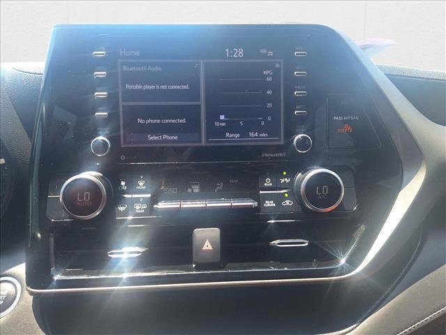used 2020 Toyota Highlander car, priced at $28,442