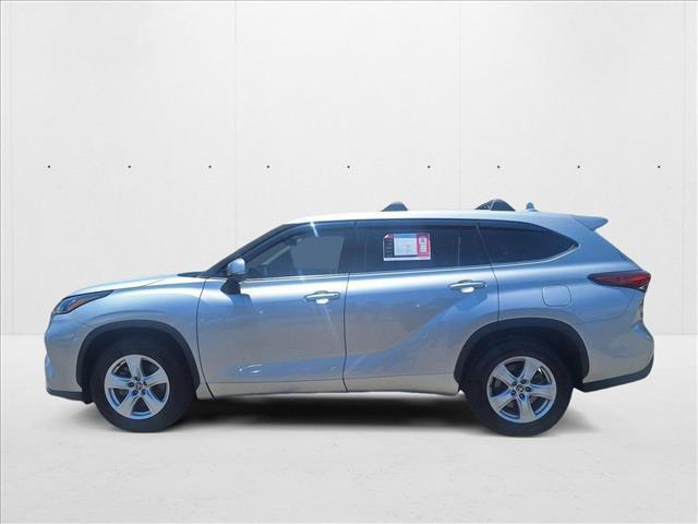 used 2020 Toyota Highlander car, priced at $28,442