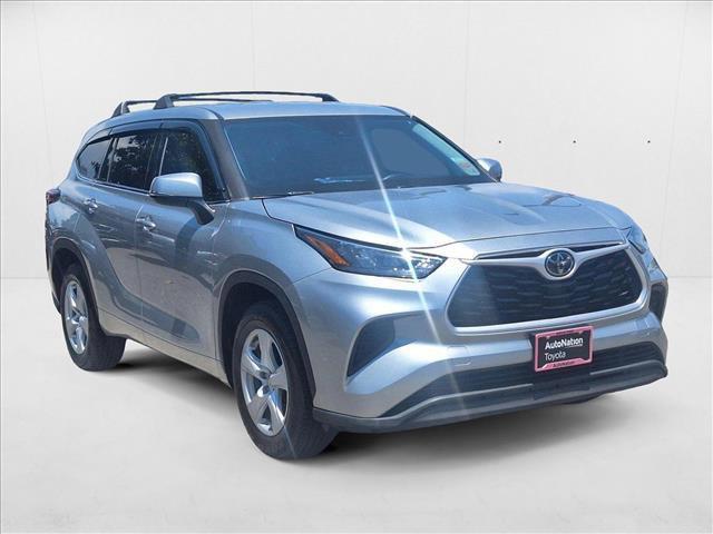 used 2020 Toyota Highlander car, priced at $28,442