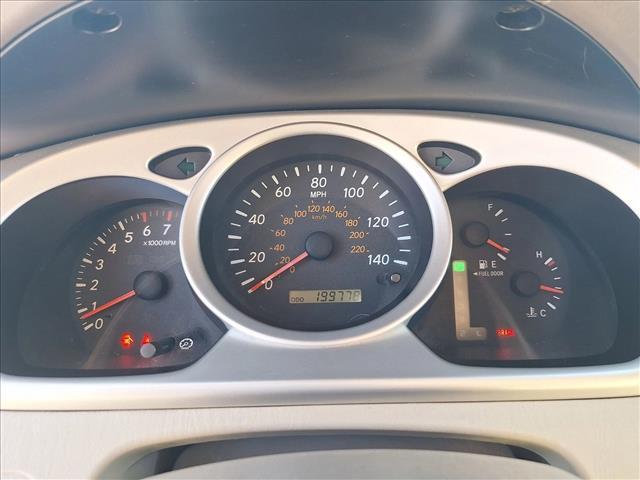 used 2004 Toyota Highlander car, priced at $6,999