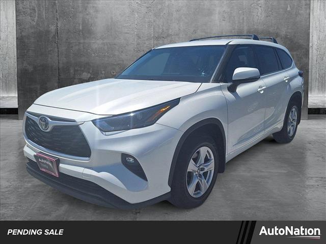 used 2021 Toyota Highlander car, priced at $32,995