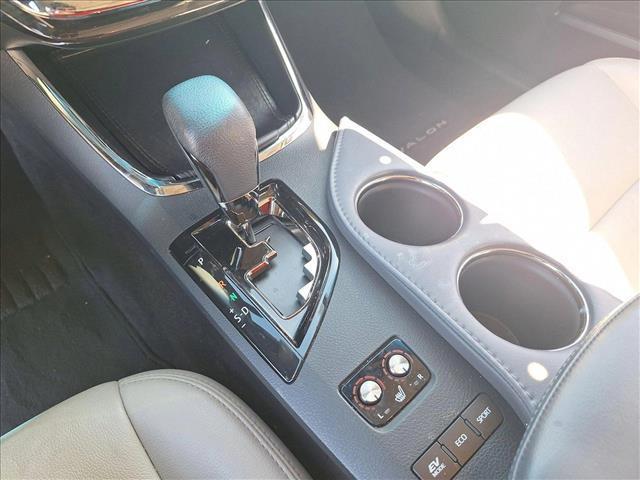 used 2014 Toyota Avalon Hybrid car, priced at $15,995