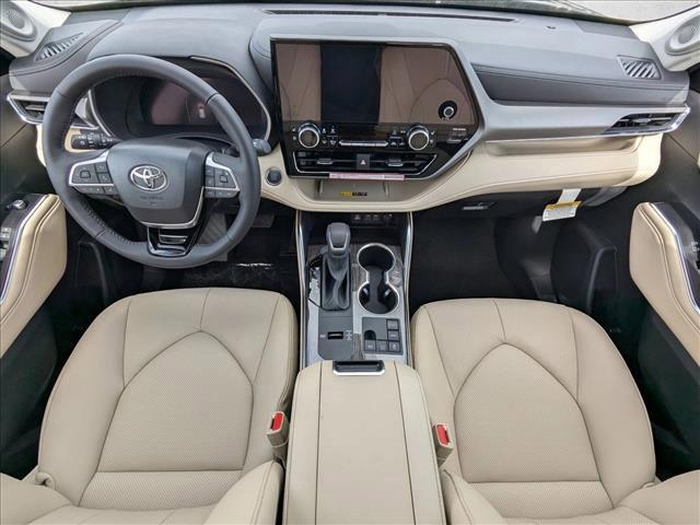 new 2025 Toyota Highlander car, priced at $51,228