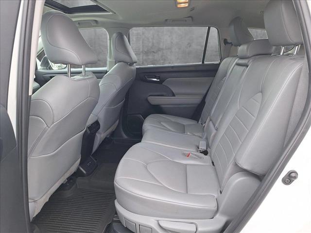 used 2021 Toyota Highlander Hybrid car, priced at $33,992