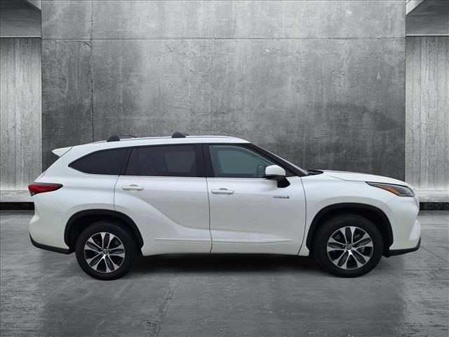 used 2021 Toyota Highlander Hybrid car, priced at $33,992